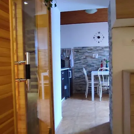 아파트 Kis Kucko 터폴차